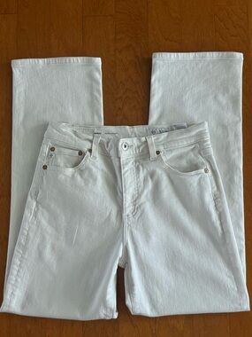 AG Adriano Goldschmied off White cream mid rise Straight Leg Jeans in size 28
